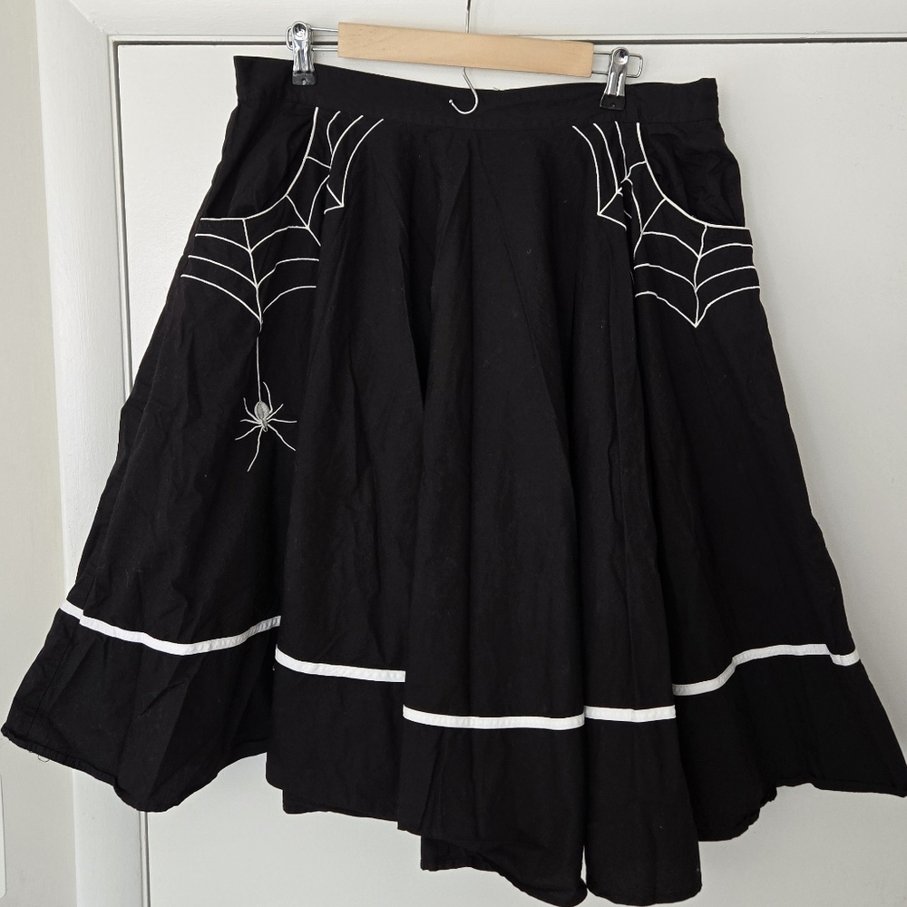 Hell Bunny Miss Muffet Spider Skirt Size 2XL - Picture 2 of 6